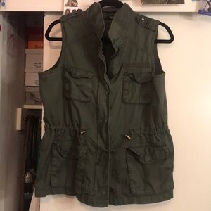 Green cargo vest.